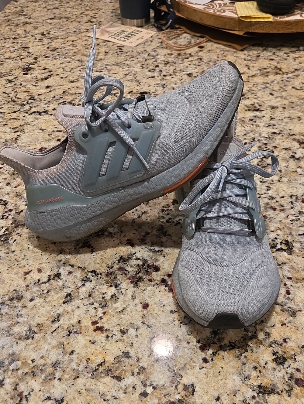 adidas Ultraboost 22 Magic Grey Men's Running Shoes.  Size 7 Men.